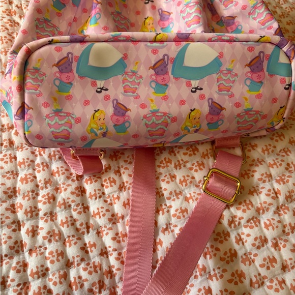 ✅FIRM PRICE✅ Stoney Clover Lane Alice In Wonderland - Picture 9 of 15